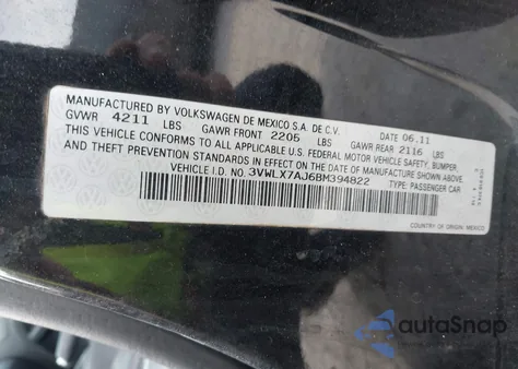 2011 Volkswagen Jetta 2.5L Sel z USA, uszkodzony, nr VIN 3VWLX7AJ6BM394822
